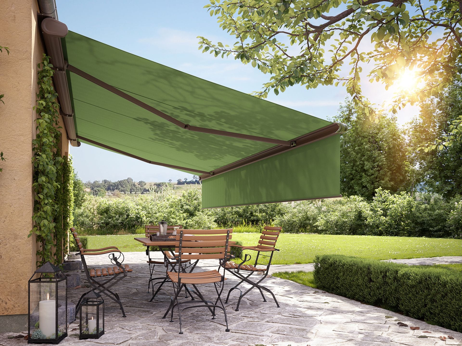 awning-mx-5010-with-green-fabric-cover-the-shadeplus-element-provides-additional-shade
